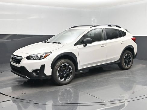 Used 2021 Subaru Crosstrek 2.0i AWD/4WD image 9
