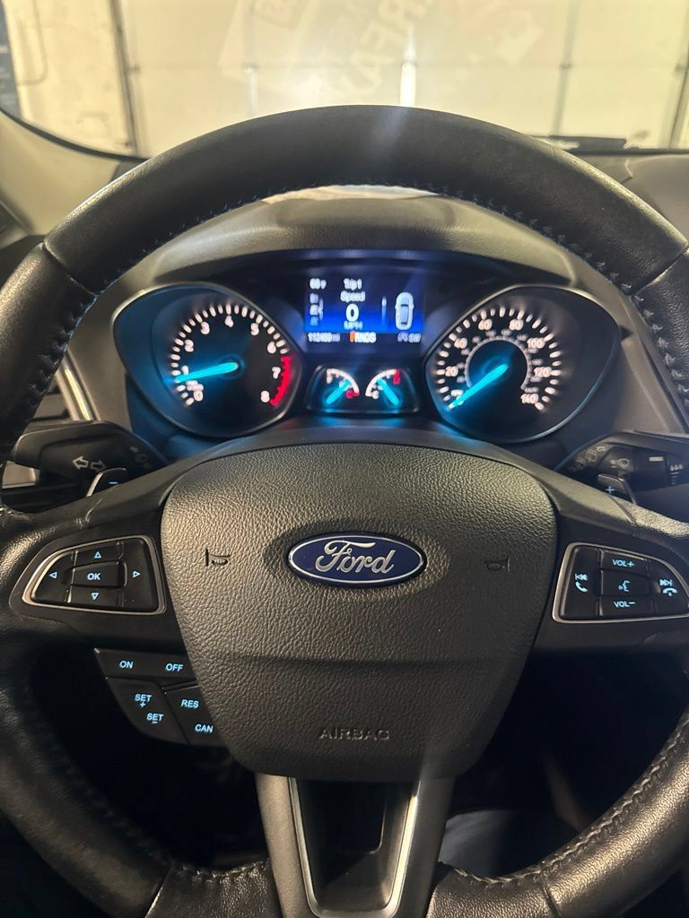 Used 2017 Ford Escape Titanium AWD/4WD image 10