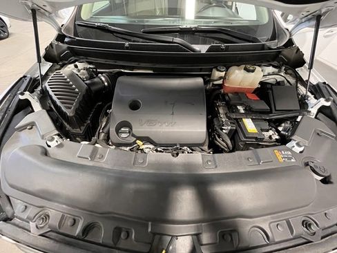 Used 2019 Buick Enclave Premium w/ Experience Buick Package image 27