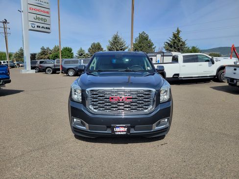Used 2020 GMC Yukon Denali w/ Denali Ultimate Package AWD/4WD image 16