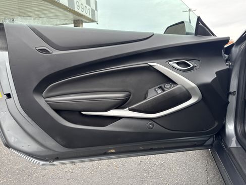 Used 2020 Chevrolet Camaro SS image 12