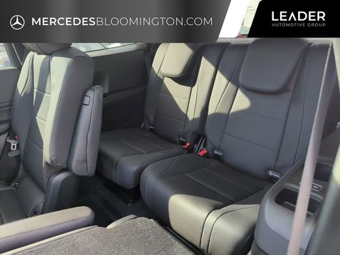 Used 2025 Mercedes-Benz GLS 450 GLS 450 image 29