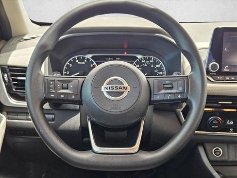 Used 2021 Nissan Rogue SV FWD image 15