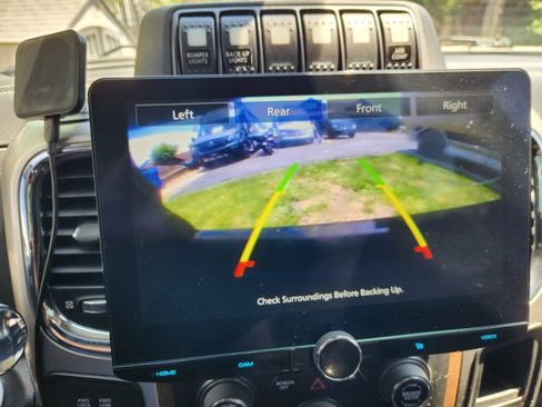 Used 2017 RAM 2500 Laramie AWD/4WD image 39