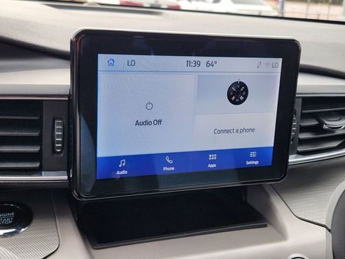 Used 2023 Ford Explorer XLT w/ Equipment Group 202A image 17