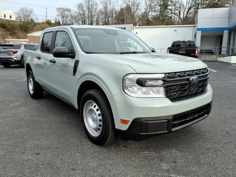 Used 2024 Ford Maverick XL image 10