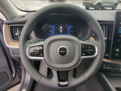 New 2026 Volvo XC60 B5 Plus w/ Protection Package Premier AWD/4WD image 21