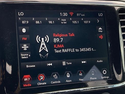 Used 2021 Jeep Grand Cherokee Laredo X image 21