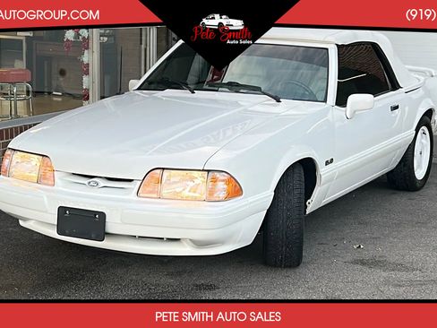 Used 1993 Ford Mustang LX image 1