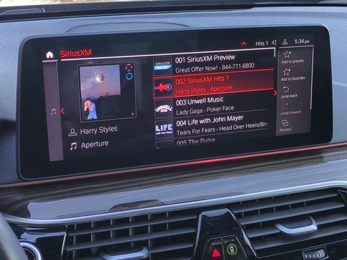 Used 2023 BMW 540i xDrive w/ Premium Package image 23