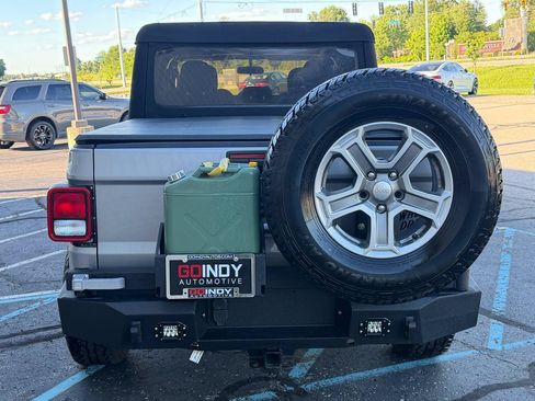 Used 2020 Jeep Gladiator Sport w/ Quick Order Package 24S AWD/4WD image 6