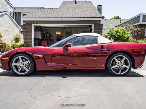 Used 2006 Chevrolet Corvette Convertible w/ Preferred Equipment Group RWD image 13