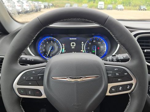 New 2026 Chrysler Voyager LX image 31