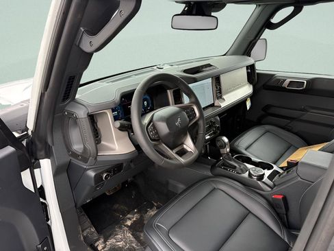 New 2026 Ford Bronco Outer Banks AWD/4WD image 3