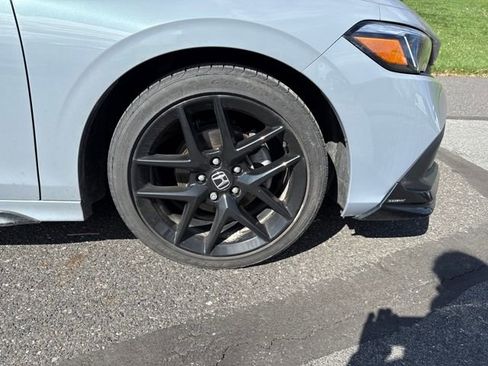 Used 2022 Honda Civic Sport image 11