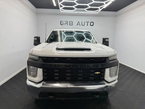 Used 2020 Chevrolet Silverado 2500 W/T w/ WT Convenience Package image 2