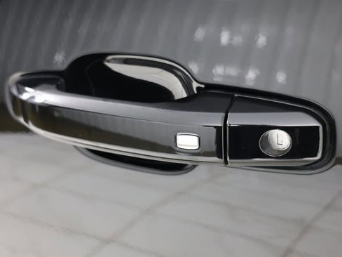 Used 2024 GMC Canyon AT4 w/ AT4 Premium Package image 23