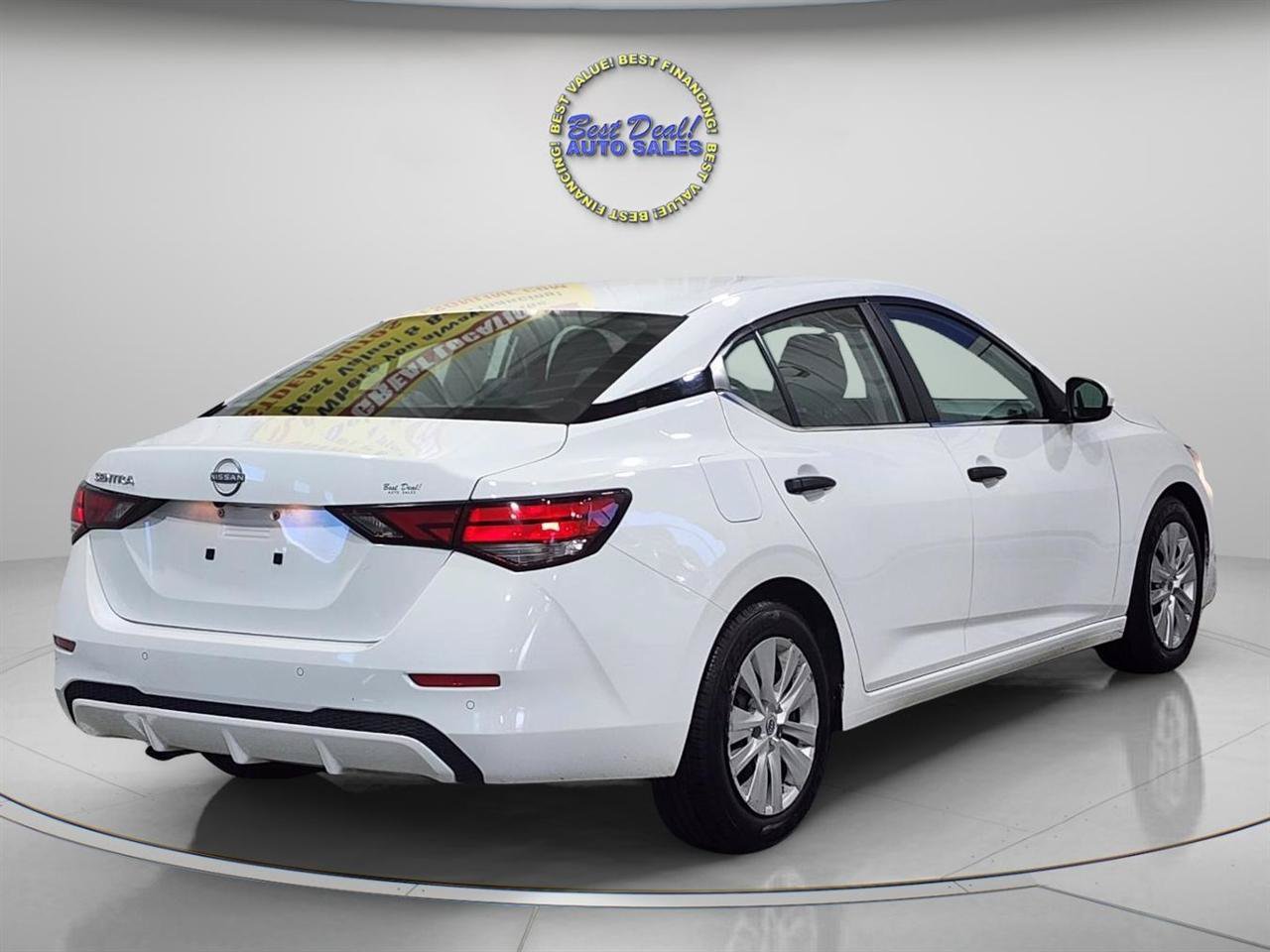 Used 2024 Nissan Sentra S FWD image 5