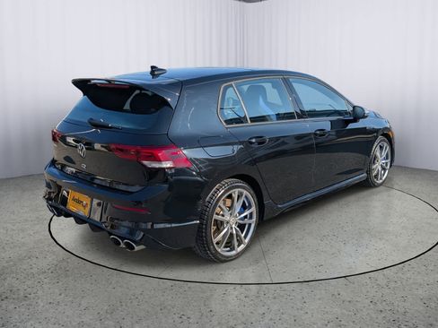 Used 2024 Volkswagen Golf R image 2