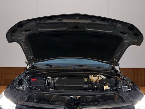 Used 2024 Chevrolet Tahoe RST w/ Luxury Package image 18