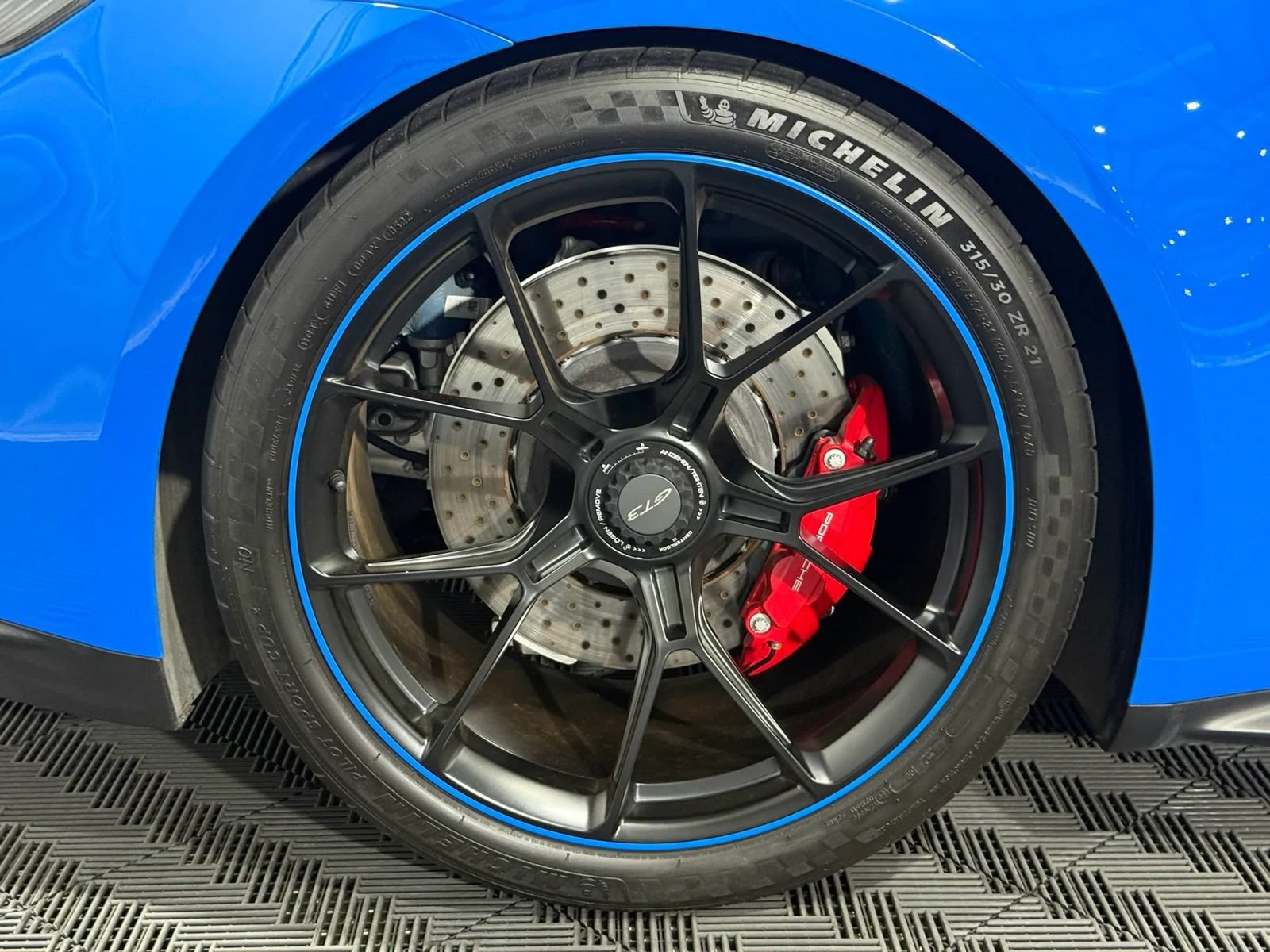 Used 2022 Porsche 911 GT3 RWD image 14