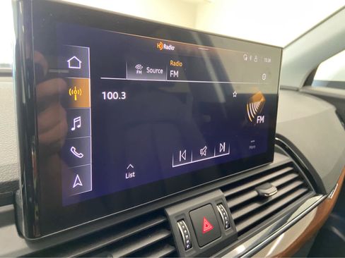 Used 2022 Audi Q5 2.0T Premium image 26