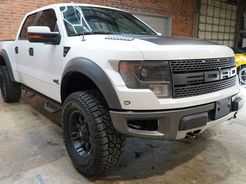 Used 2014 Ford F150 Raptor w/ Equipment Group 801A Luxury AWD/4WD image 22