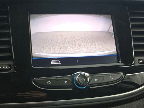 Used 2022 Buick Encore Preferred w/ Safety Package AWD/4WD image 29