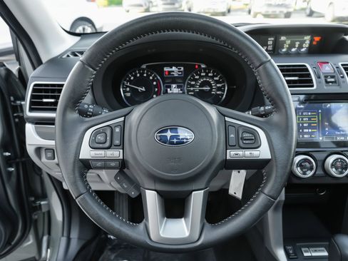 Used 2018 Subaru Forester 2.5i Limited AWD/4WD image 8