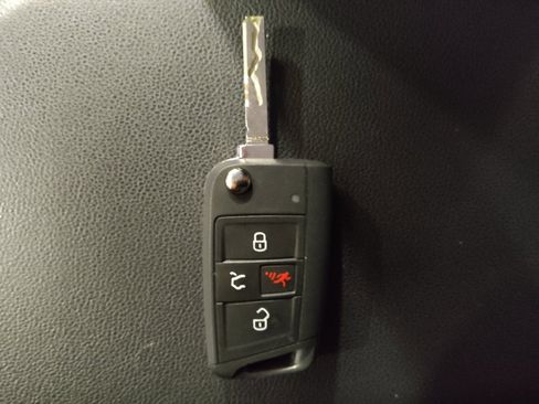 Used 2019 Volkswagen Jetta S FWD image 32