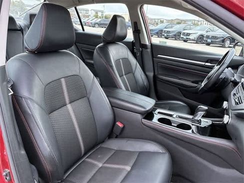 Used 2023 Nissan Altima 2.5 SR image 22