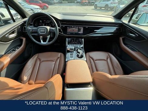 Used 2023 Audi Q7 3.0T Premium w/ Convenience Package AWD/4WD image 15