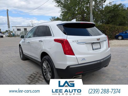 Used 2017 Cadillac XT5 Luxury w/ Driver Awareness Package FWD image 5