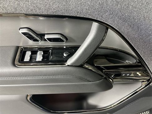 Certified 2023 Land Rover Range Rover Sport SE Dynamic image 20