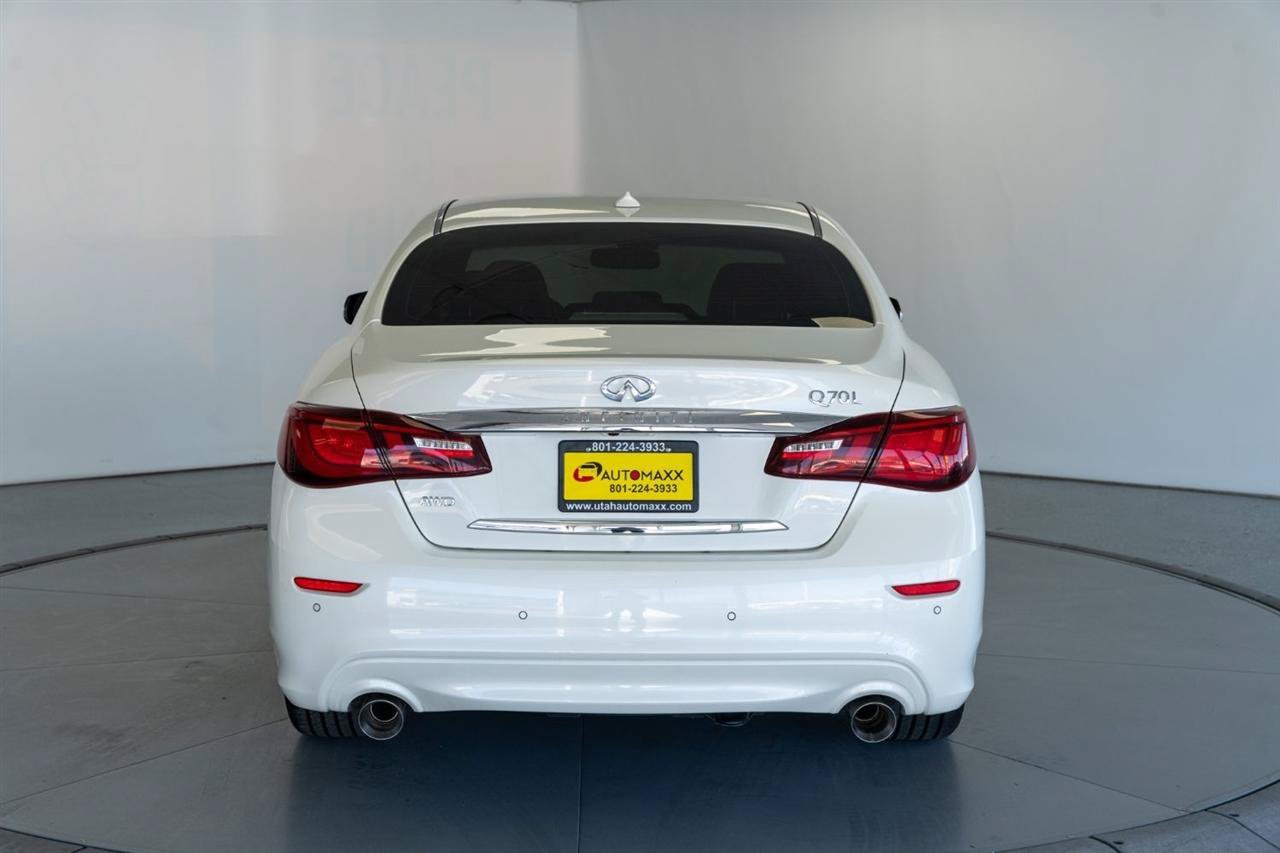 Used 2018 INFINITI Q70 L 3.7 AWD/4WD image 7