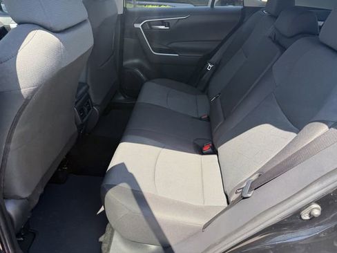 Certified 2025 Toyota RAV4 XLE FWD image 21