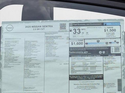 Used 2025 Nissan Sentra SR w/ SR Premium Package image 16