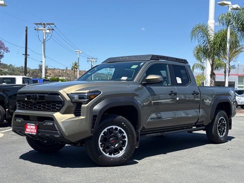 New 2026 Toyota Tacoma TRD Off-Road AWD/4WD image 2