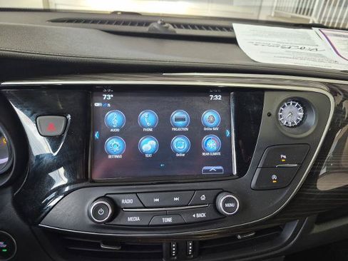 Used 2020 Buick Envision Essence AWD/4WD image 19