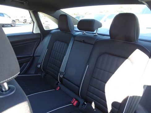 Used 2024 Volkswagen Jetta Sport FWD image 9