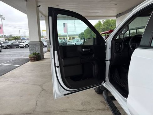 Used 2023 Chevrolet Silverado 1500 Custom Trail Boss AWD/4WD image 22