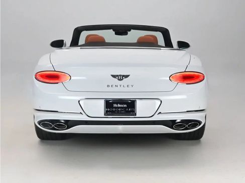 Certified 2024 Bentley Continental GT Azure AWD/4WD image 9