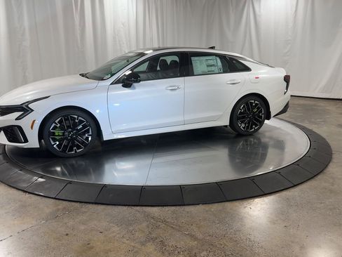 New 2026 Kia K5 GT image 6