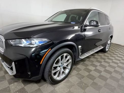 Used 2024 BMW X5 xDrive40i w/ Premium Package AWD/4WD image 10