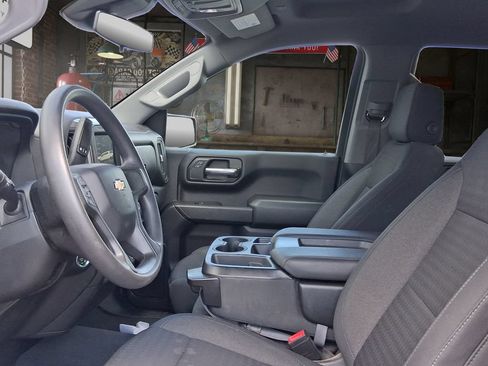 Used 2022 Chevrolet Silverado 1500 Custom AWD/4WD image 19