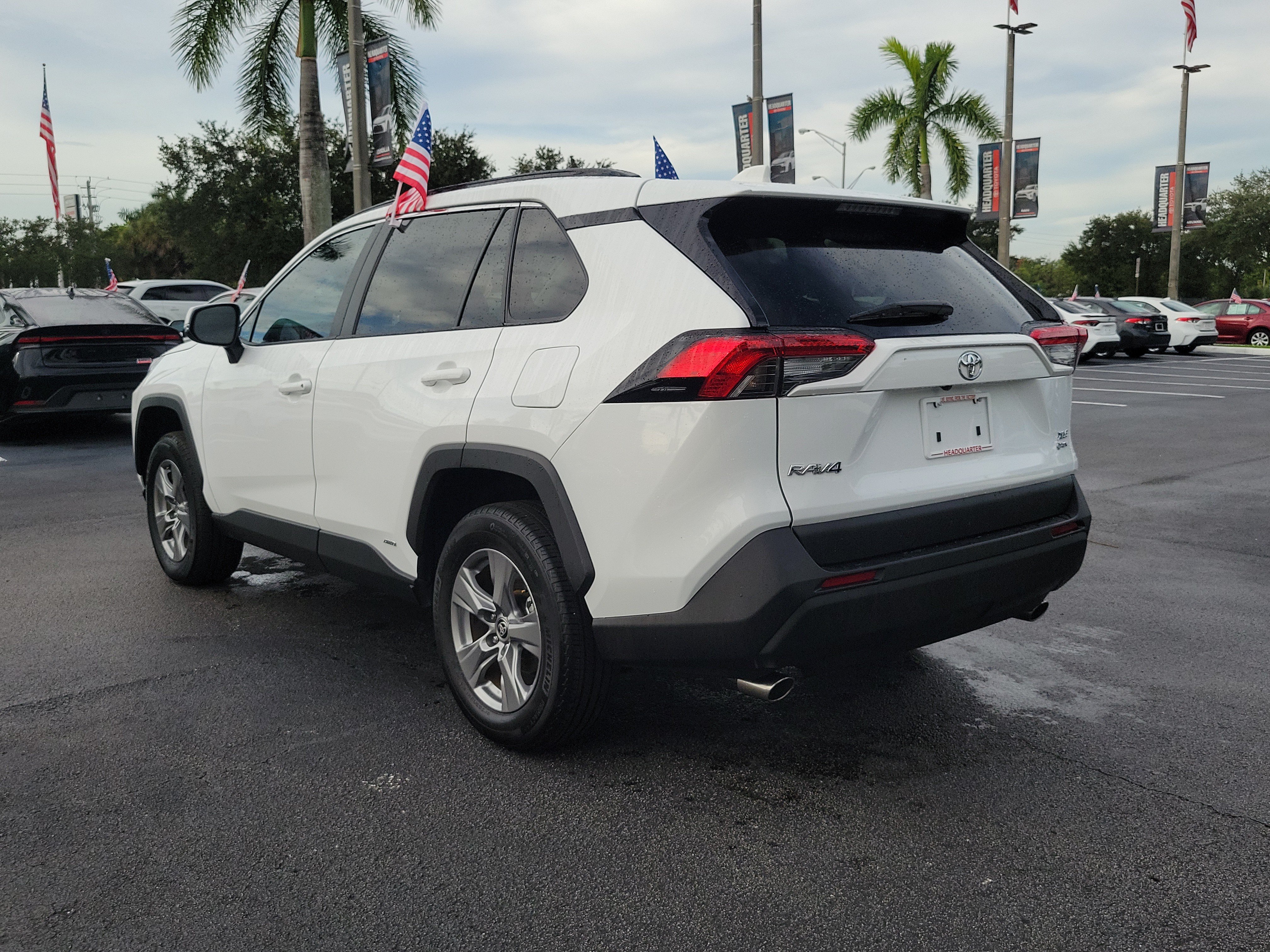 Used 2025 Toyota RAV4 XLE AWD/4WD image 8