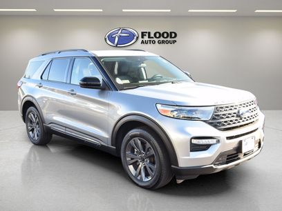 Used 2024 Ford Explorer XLT w/ Equipment Group 202A