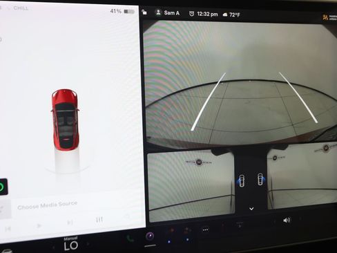 Used 2021 Tesla Model Y Long Range AWD/4WD image 11