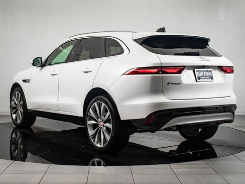 Used 2023 Jaguar F-PACE S image 6