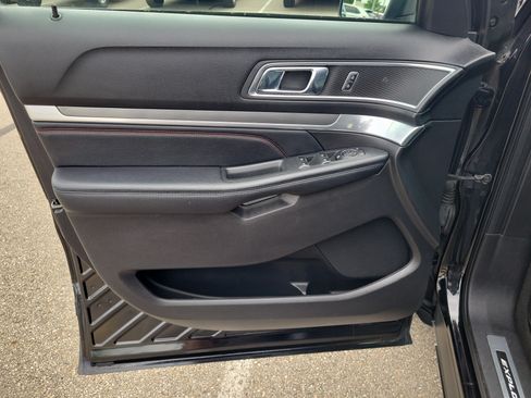 Used 2017 Ford Explorer Sport AWD/4WD image 19